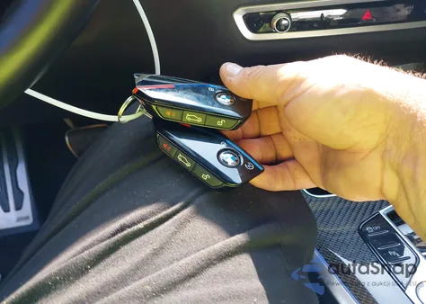 2024 BMW X7 M60I z USA, uszkodzony, nr VIN 5UX33EM0XR9U07116